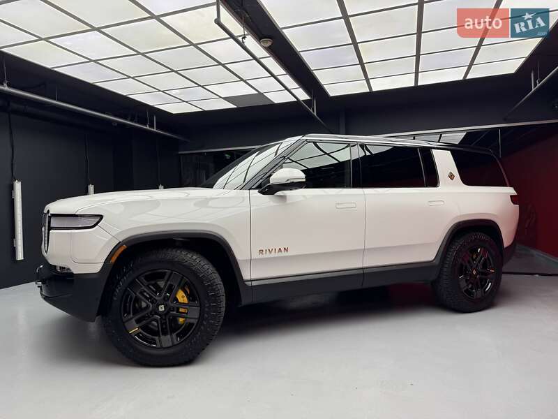 Внедорожник / Кроссовер Rivian R1S 2022 в Киеве