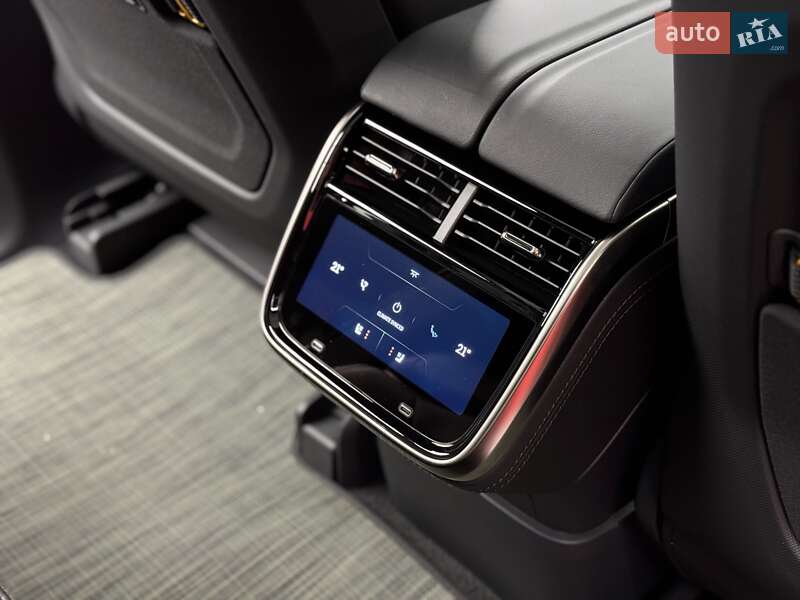 Внедорожник / Кроссовер Rivian R1S 2022 в Киеве