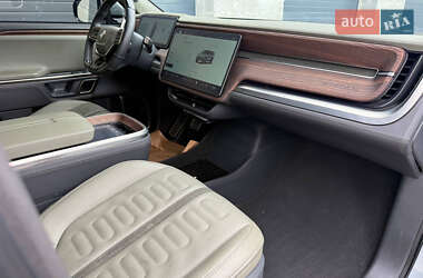 Позашляховик / Кросовер Rivian R1S 2023 в 
