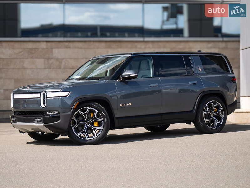 Внедорожник / Кроссовер Rivian R1S 2023 в 