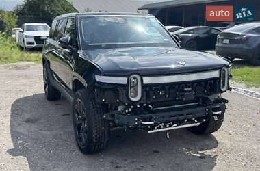 Позашляховик / Кросовер Rivian R1S 2023 в 