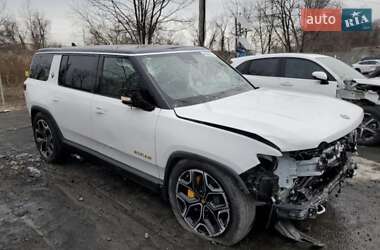 Позашляховик / Кросовер Rivian R1S 2024 в 