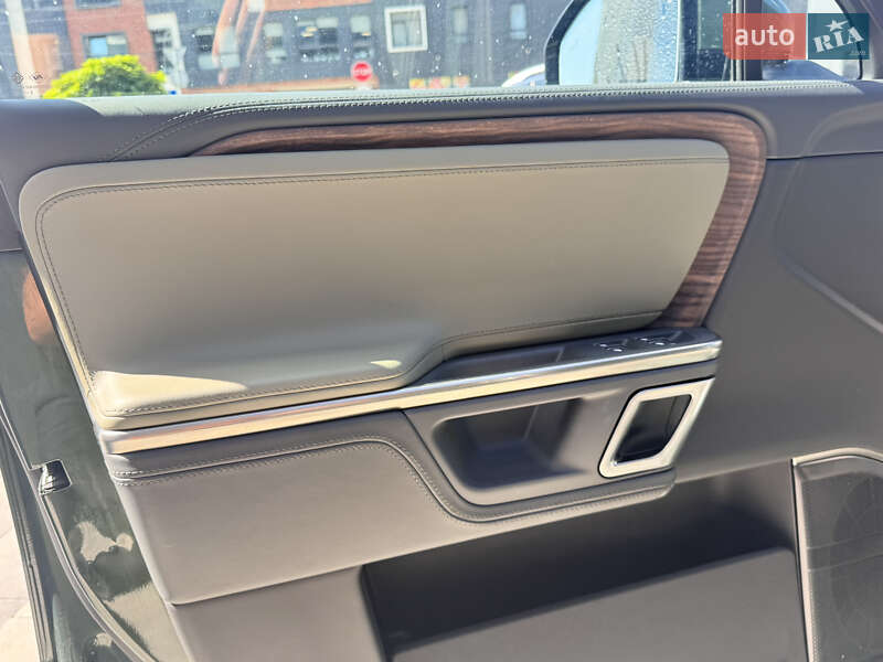 Внедорожник / Кроссовер Rivian R1S 2023 в Киеве