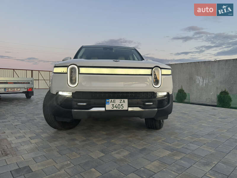 Універсал Rivian R1S 2024 в Дніпрі