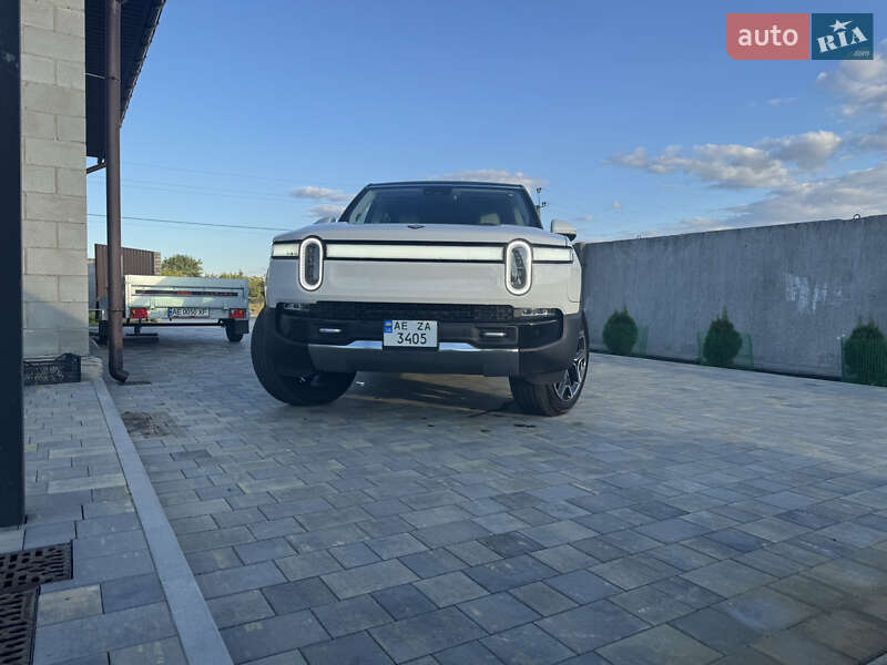 Універсал Rivian R1S 2024 в Дніпрі