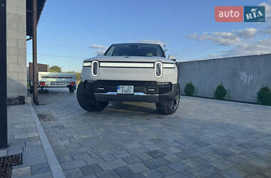 Універсал Rivian R1S 2024 в 