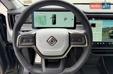 Позашляховик / Кросовер Rivian R1S 2023 в 