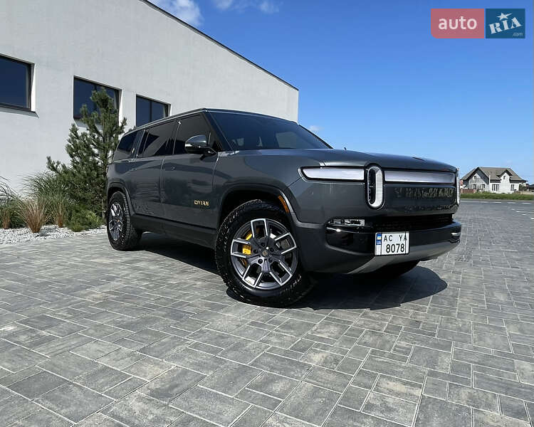 Позашляховик / Кросовер Rivian R1S 2023 в Луцьку