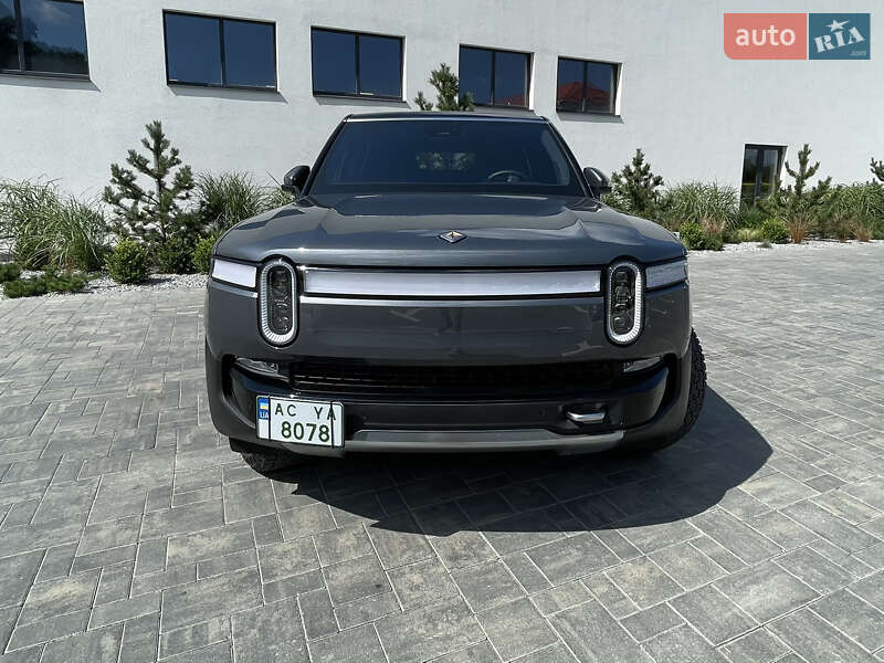 Позашляховик / Кросовер Rivian R1S 2023 в Луцьку