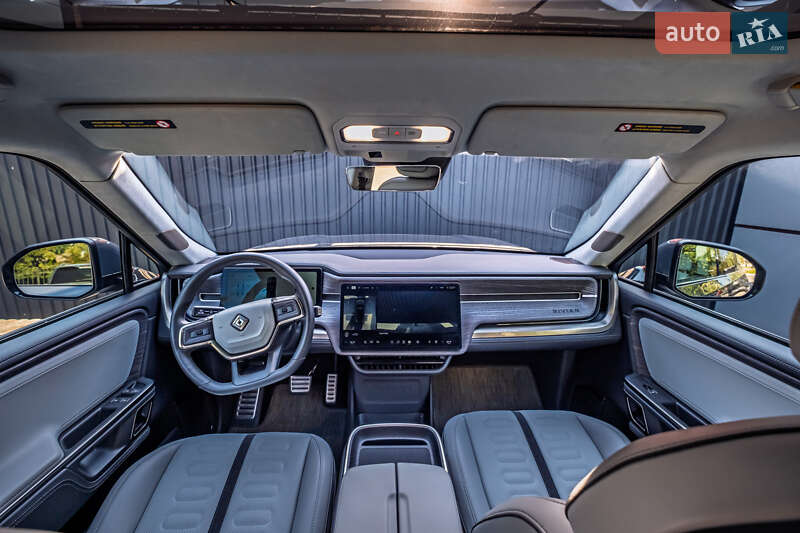 Позашляховик / Кросовер Rivian R1S 2023 в Києві