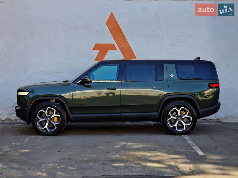 Внедорожник / Кроссовер Rivian R1S 2023 в Одессе