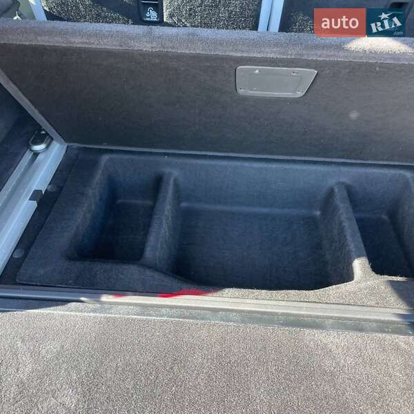 Позашляховик / Кросовер Rivian R1S 2023 в Києві фото 45 Позашляховик / Кросовер Rivian R1S 2023 в Києві