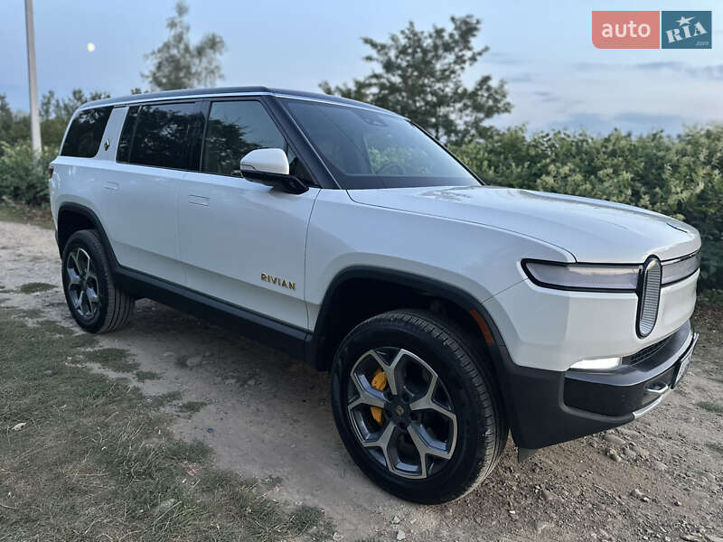 Позашляховик / Кросовер Rivian R1S 2024 в Києві