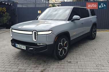 Внедорожник / Кроссовер Rivian R1S 2023 в Киеве