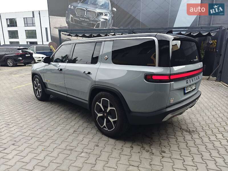 Внедорожник / Кроссовер Rivian R1S 2023 в Киеве