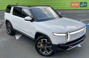Внедорожник / Кроссовер Rivian R1S 2022 в 