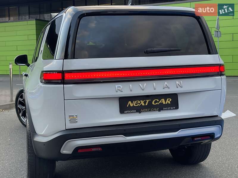 Позашляховик / Кросовер Rivian R1S 2022 в Києві