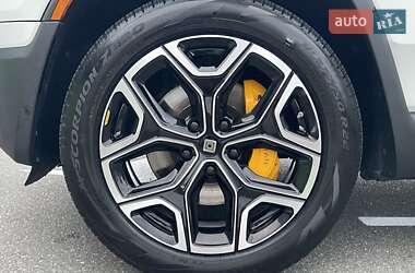 Внедорожник / Кроссовер Rivian R1S 2022 в 