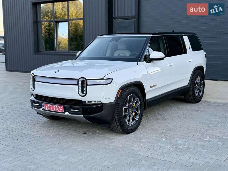 Позашляховик / Кросовер Rivian R1S 2023 в Дубні