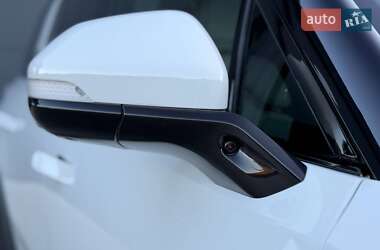 Внедорожник / Кроссовер Rivian R1S 2023 в 