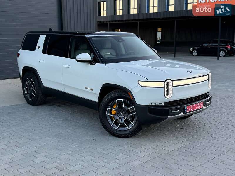 Позашляховик / Кросовер Rivian R1S 2023 в Дубні