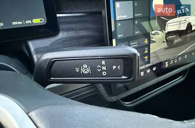 Внедорожник / Кроссовер Rivian R1S 2023 в 