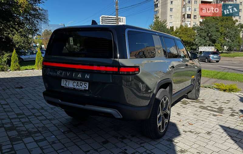 Внедорожник / Кроссовер Rivian R1S 2022 в Львове