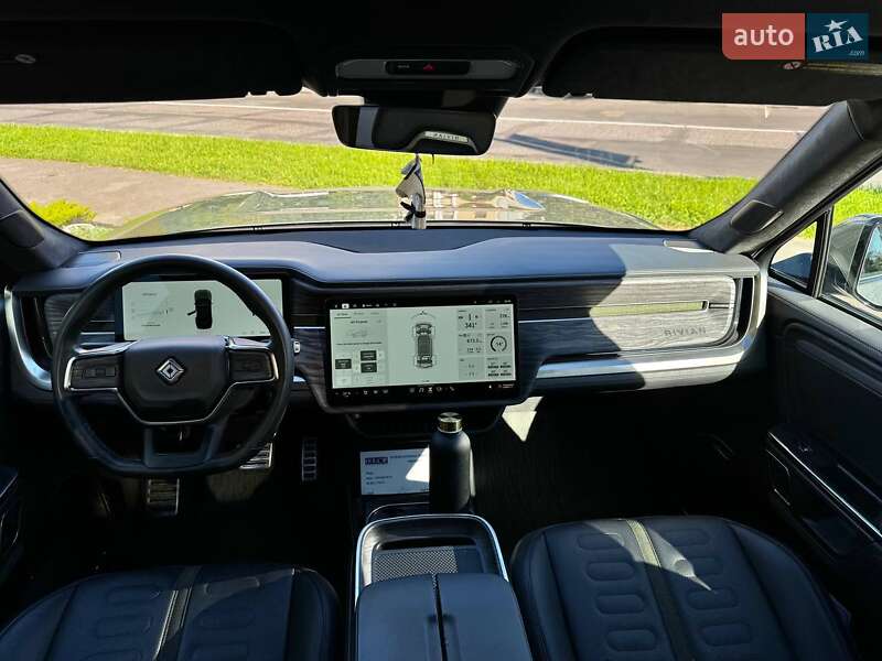 Внедорожник / Кроссовер Rivian R1S 2022 в Львове
