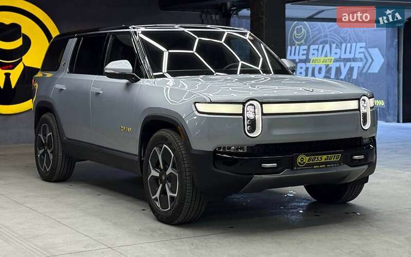 Rivian R1S 2024