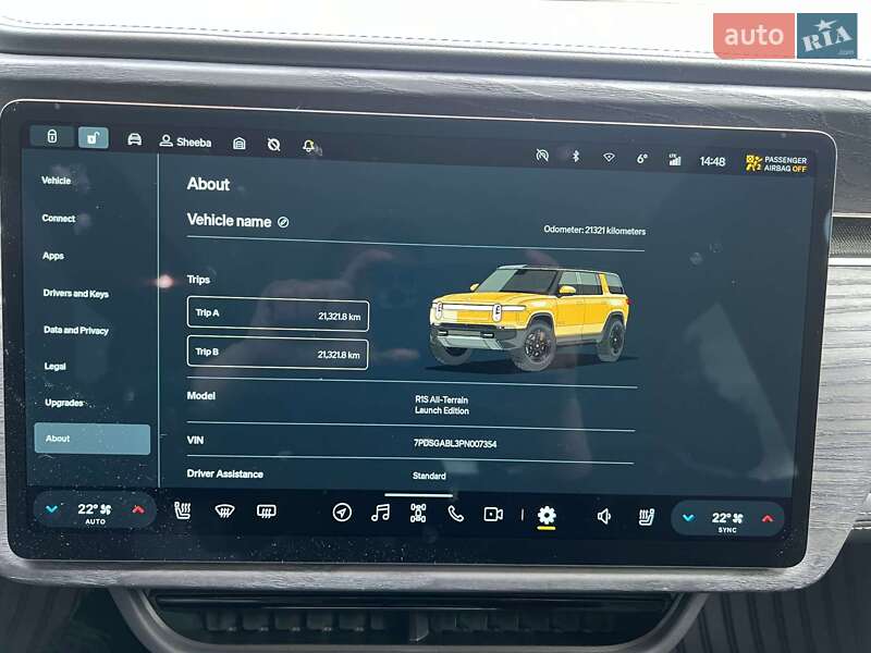 Внедорожник / Кроссовер Rivian R1S 2023 в Киеве