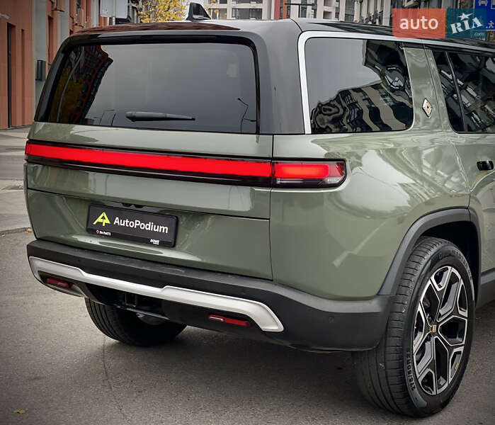 Позашляховик / Кросовер Rivian R1S 2022 в Києві фото 8 Позашляховик / Кросовер Rivian R1S 2022 в Києві