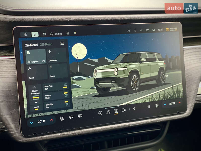 Позашляховик / Кросовер Rivian R1S 2022 в Києві фото 35 Позашляховик / Кросовер Rivian R1S 2022 в Києві