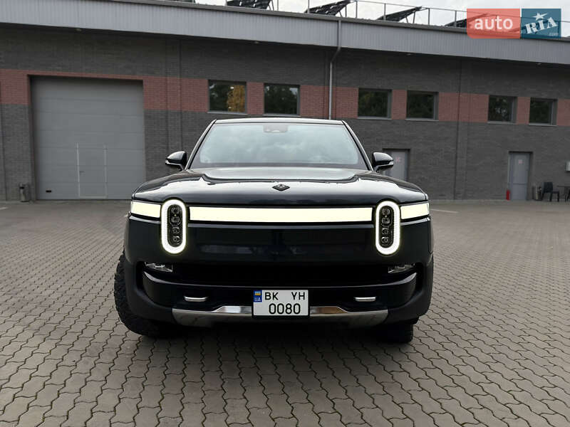 Позашляховик / Кросовер Rivian R1S 2022 в Костопілі