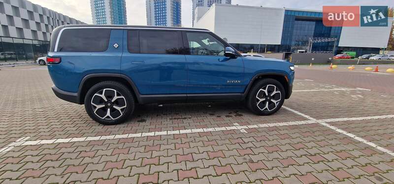 Внедорожник / Кроссовер Rivian R1S 2023 в Одессе фото 40 Внедорожник / Кроссовер Rivian R1S 2023 в Одессе