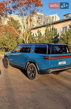 Внедорожник / Кроссовер Rivian R1S 2023 в Одессе