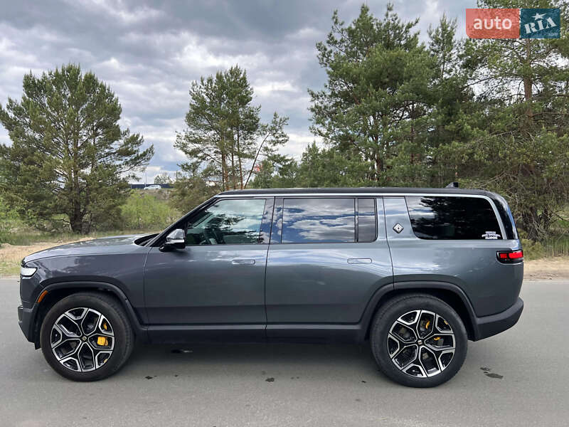 Позашляховик / Кросовер Rivian R1S 2023 в Києві фото 5 Позашляховик / Кросовер Rivian R1S 2023 в Києві
