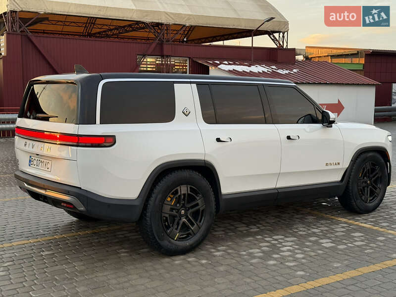 Внедорожник / Кроссовер Rivian R1S 2023 в Львове