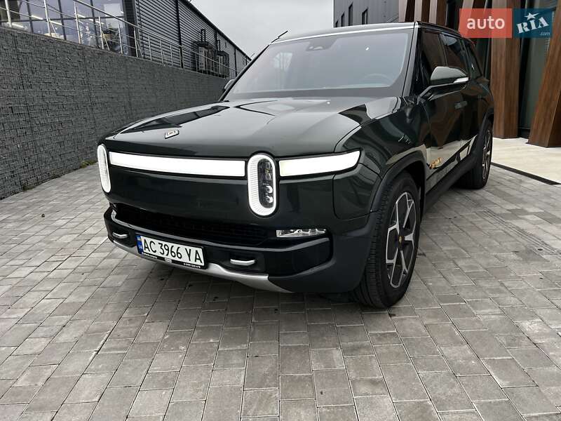 Внедорожник / Кроссовер Rivian R1S 2023 в Луцке фото Внедорожник / Кроссовер Rivian R1S 2023 в Луцке