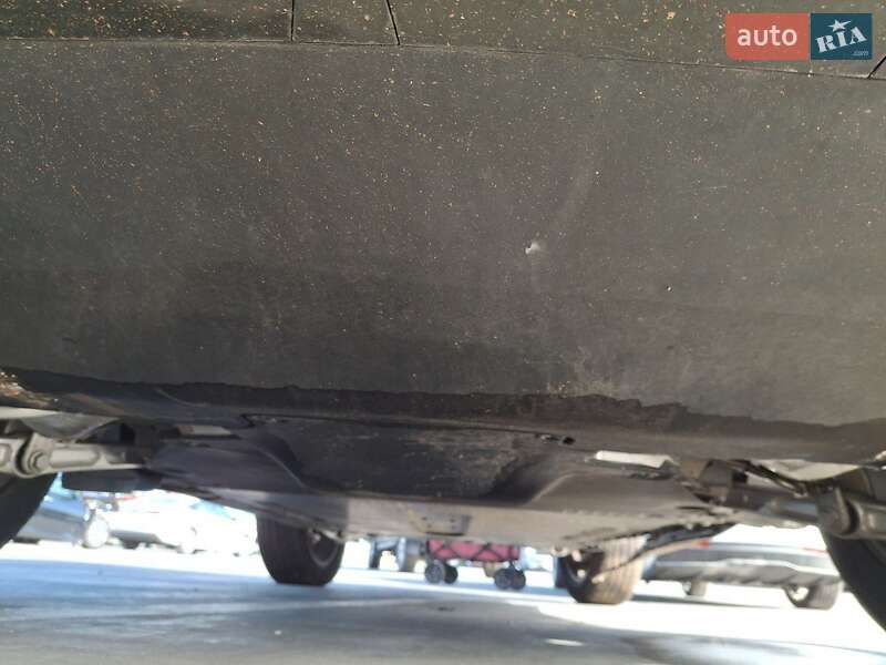 Внедорожник / Кроссовер Rivian R1S 2023 в Киеве фото 26 Внедорожник / Кроссовер Rivian R1S 2023 в Киеве