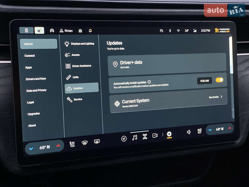 Внедорожник / Кроссовер Rivian R1S 2023 в Киеве