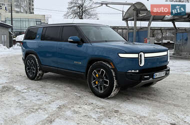 Внедорожник / Кроссовер Rivian R1S 2022 в Ровно