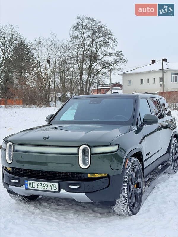 Rivian R1S 2023 Rivian R1S 2023