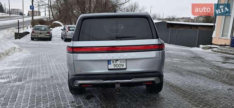 Внедорожник / Кроссовер Rivian R1S 2022 в Хмельницком