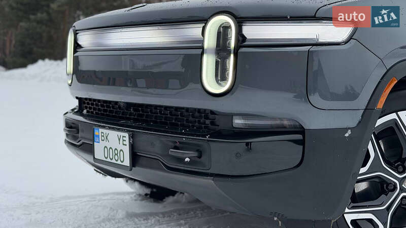 Внедорожник / Кроссовер Rivian R1S 2024 в Костополе