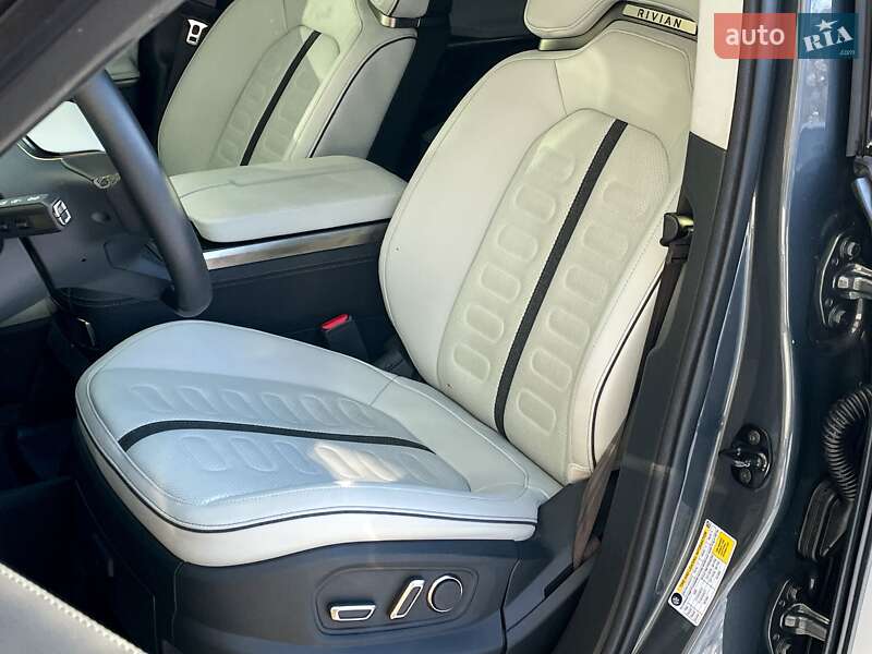 Внедорожник / Кроссовер Rivian R1S 2023 в Киеве