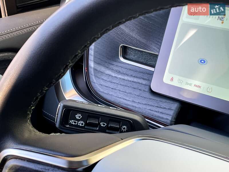 Внедорожник / Кроссовер Rivian R1S 2023 в Киеве