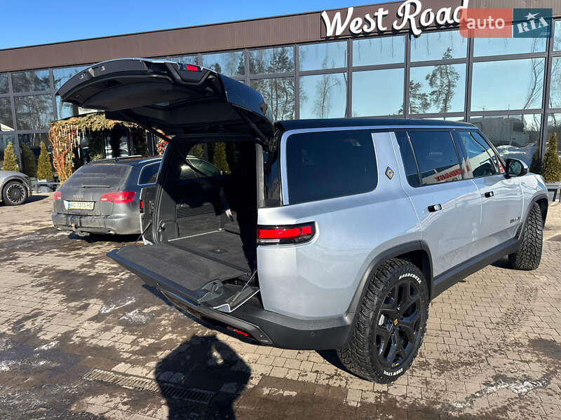Внедорожник / Кроссовер Rivian R1S 2025 в Луцке
