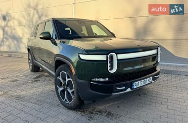 Внедорожник / Кроссовер Rivian R1S 2023 в Киеве