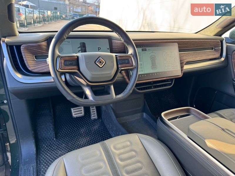 Позашляховик / Кросовер Rivian R1S 2023 в Києві