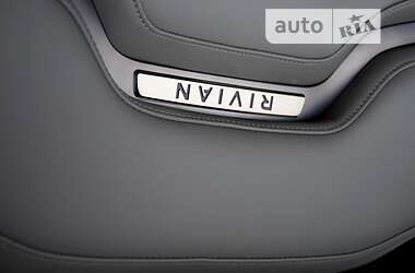 Пікап Rivian R1T 2022 в 